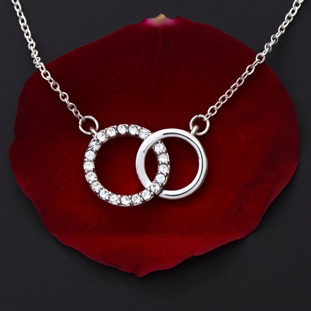 TO MY MOMMY PERFECT PAIR NECKLACE FOR MOTHER'S DAY COLLECTIONS