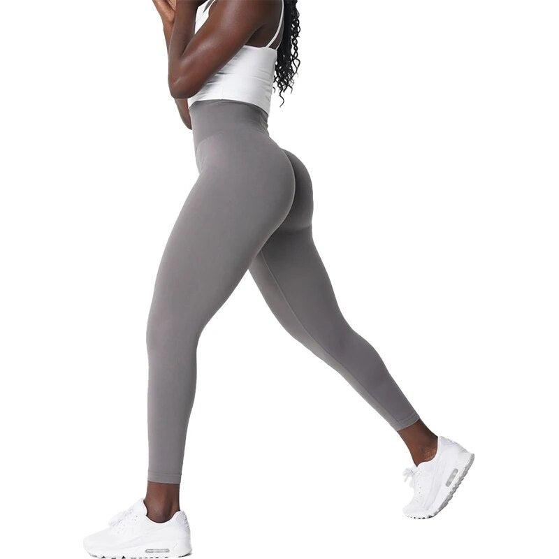 "ELEGANT AND SOFT Seamless Leggings Workout Tights - Stylish Comfort for Your Active Lifestyle