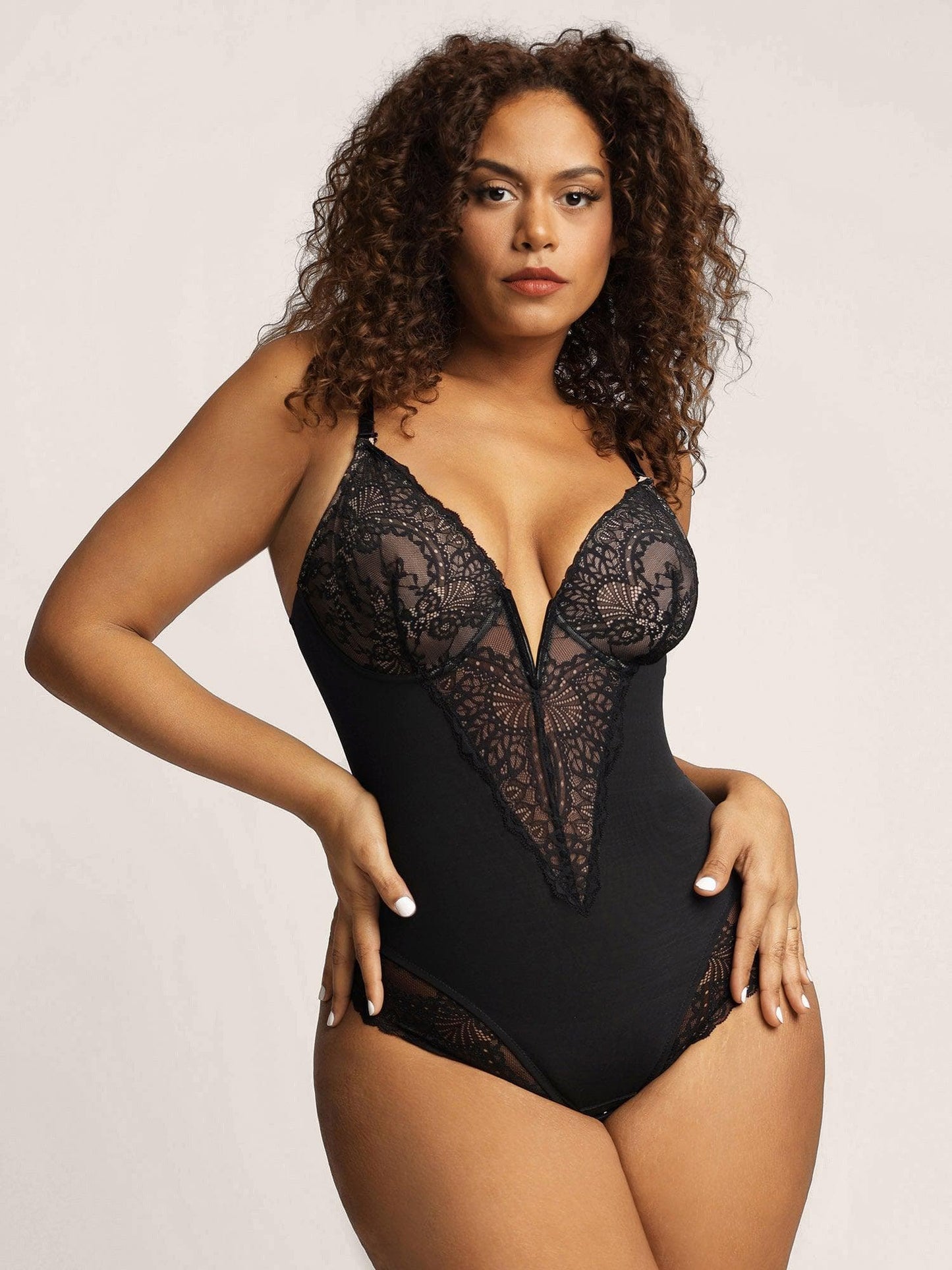 Valentine ™ Vixen Lace Bodysuit